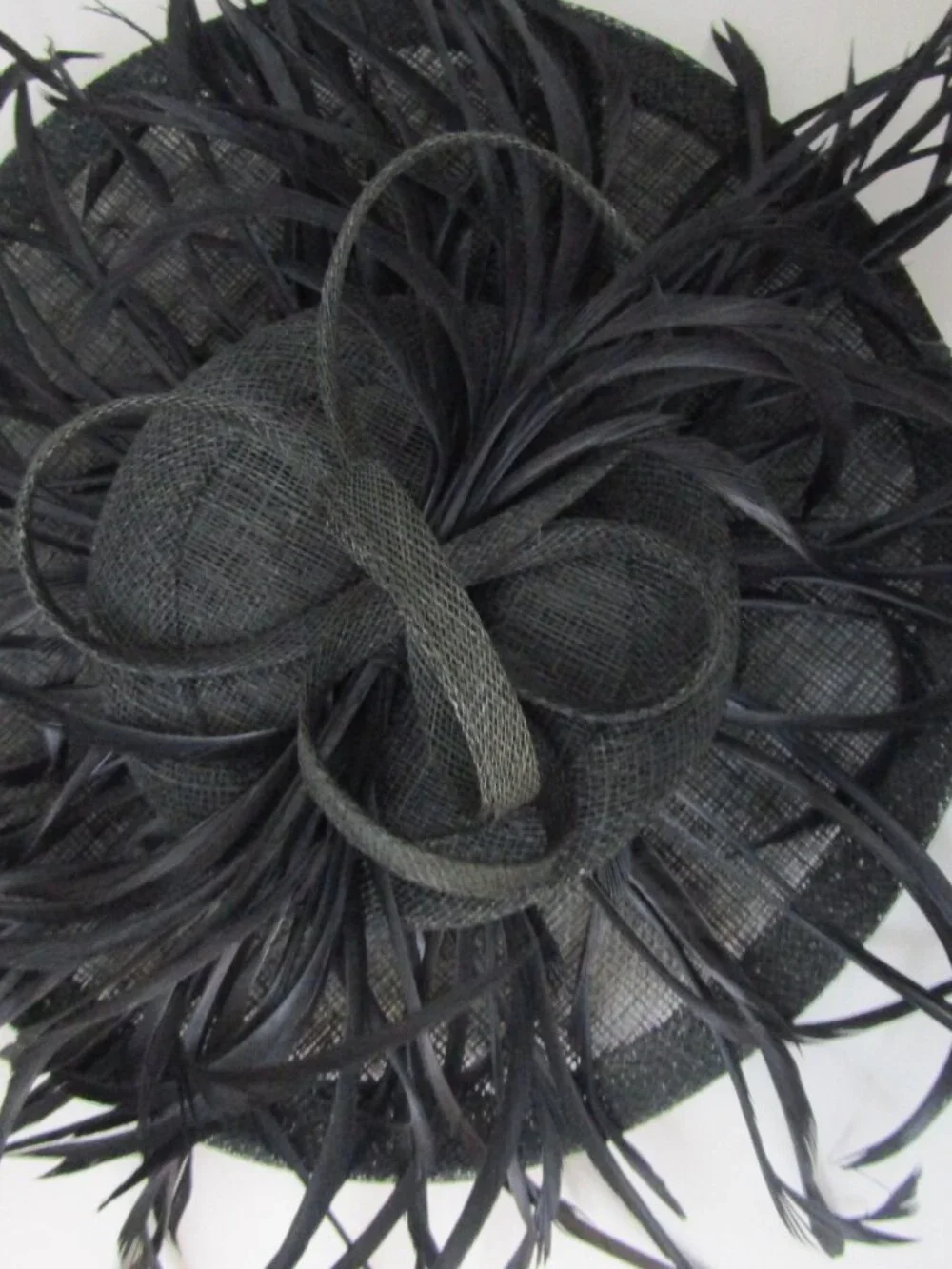 Whimsical Black Straw Platter Hat Dancing Feathers England